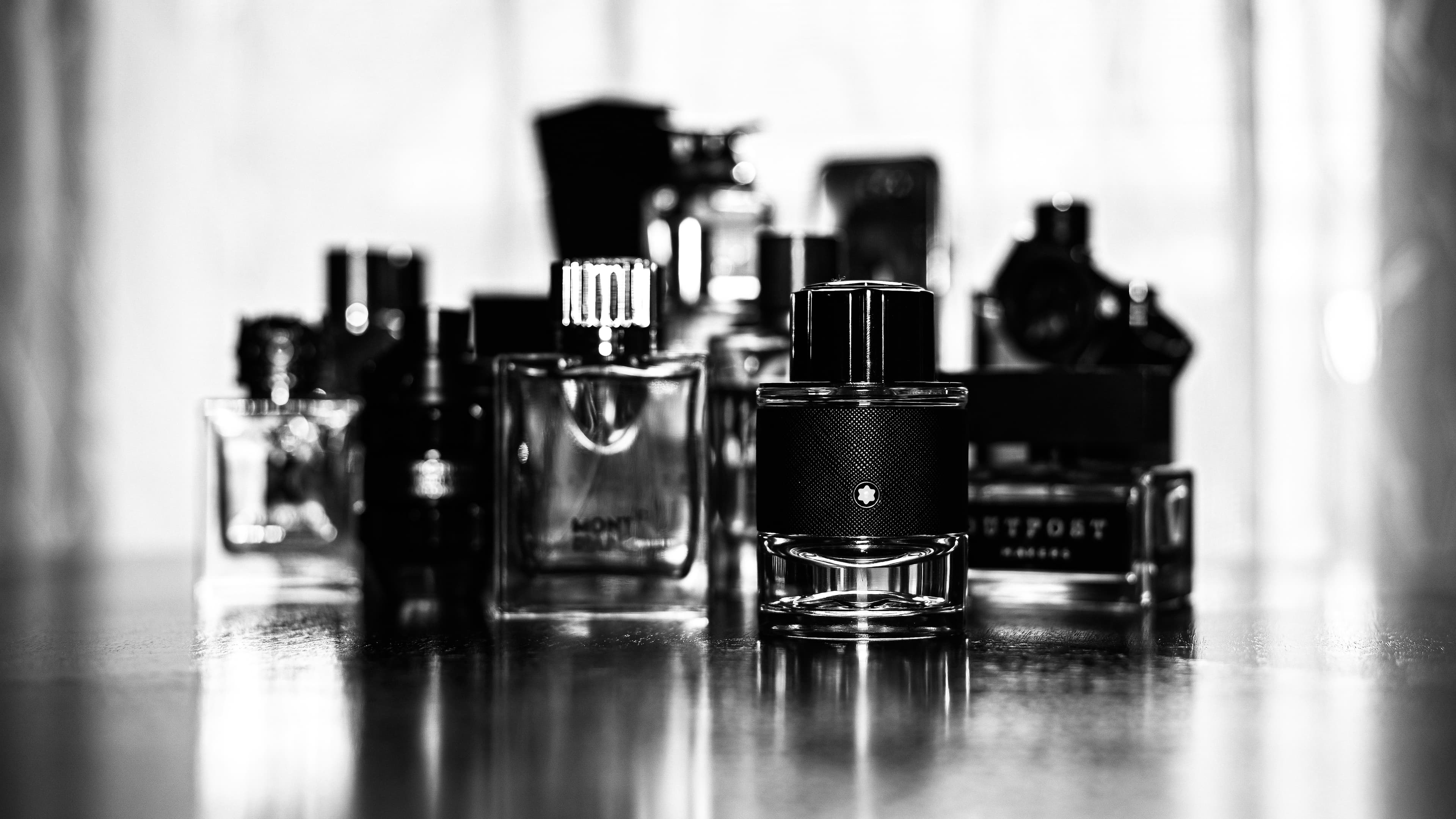 Collection of premium perfume bottles for wholesale beauty sourcing